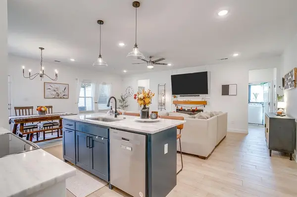 2217 Forest Hill Lane, Granbury, TX 76048