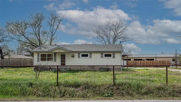 900 Silver Creek Azle Road, Azle, TX 76020