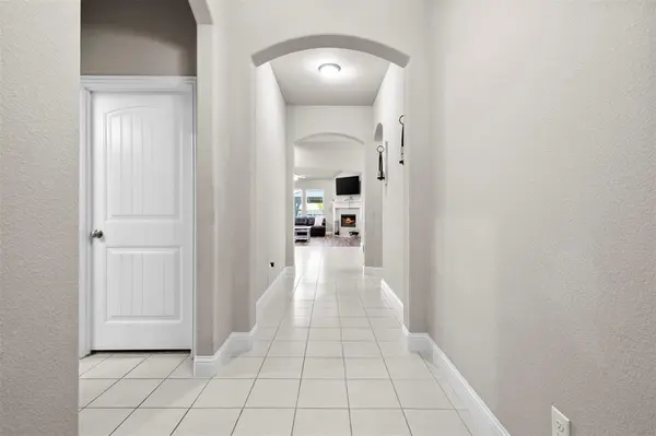 3605 Worthington Drive, Midlothian, TX 76065