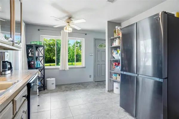 8983 W Odneal Road, Krum, TX 76249