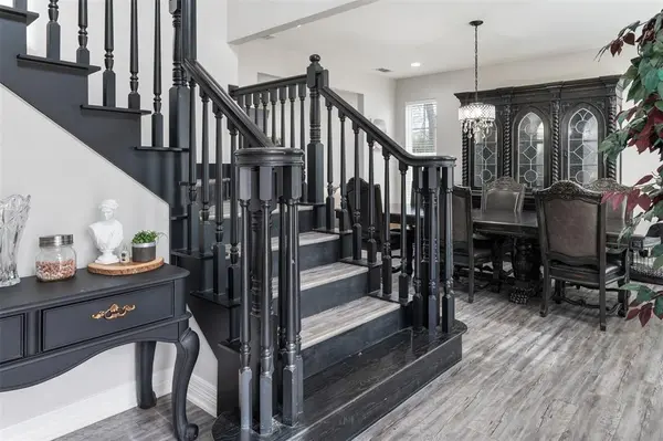 656 Calmwater Court, Mabank, TX 75143