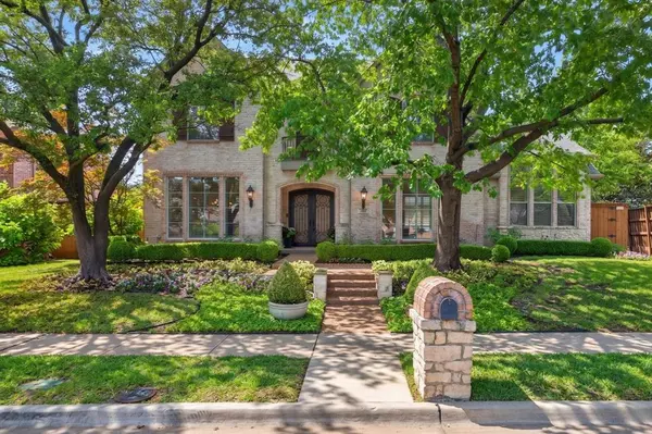 4028 Oakmeadow Drive, Plano, TX 75093