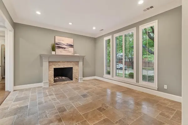 4028 Oakmeadow Drive, Plano, TX 75093