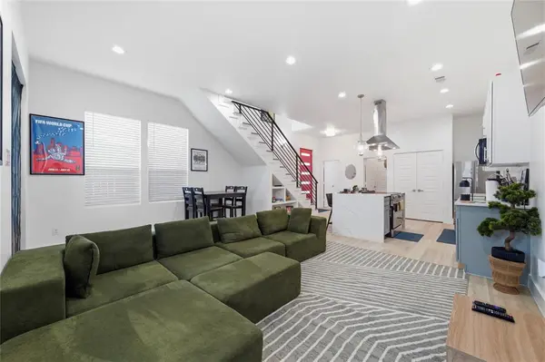 2404 Merlin Street, Dallas, TX 75215