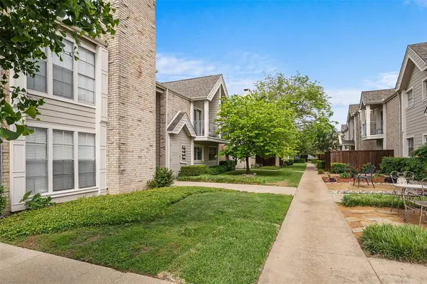 5881 Preston View Boulevard #111, Dallas, TX 75240