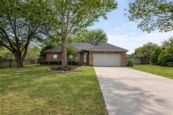1930 meadowview Lane, Athens, TX 75752