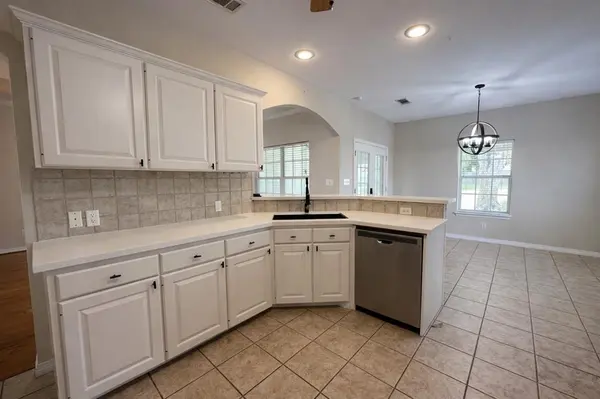 1930 meadowview Lane, Athens, TX 75752