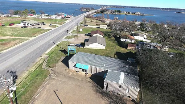 1001 E Cedar Creek Parkway, Seven Points, TX 75143