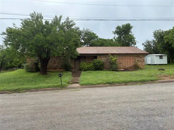 1016 Karen Lane, Goldthwaite, TX 76844