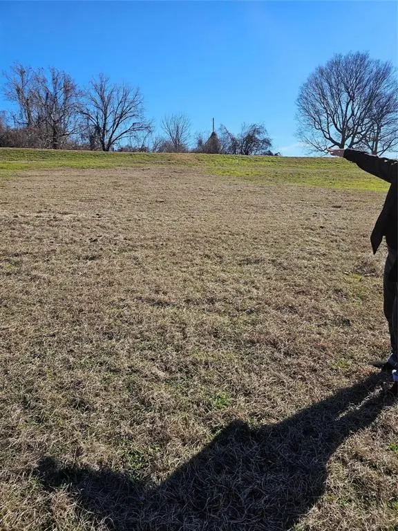 326 Bevly Lake Drive, Bossier City, LA 71111