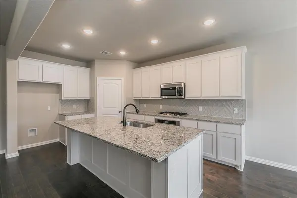 15061 Ted Trail, Aledo, TX 76008