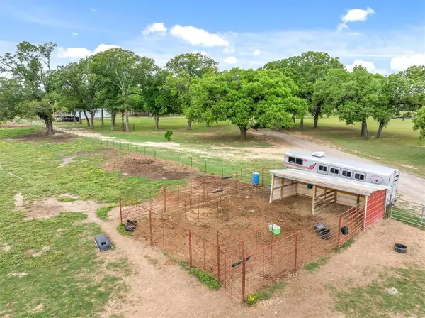 501 Private Road 5120, Fruitvale, TX 75127