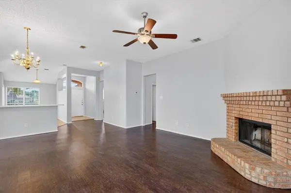 830 Orian Drive, Mesquite, TX 75181