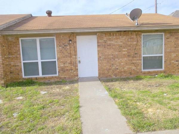 1502 Cardinal Drive, Ennis, TX 75119