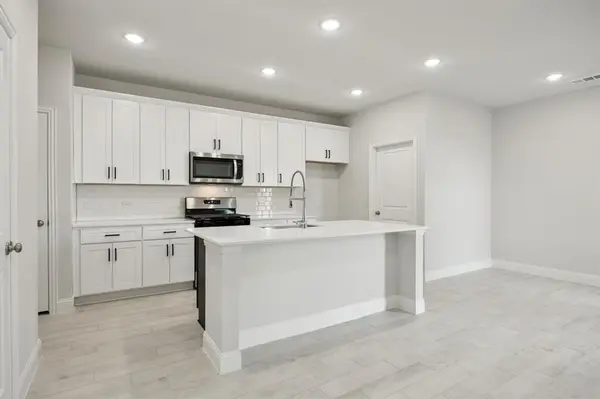 513 Lana Drive, Seagoville, TX 75159