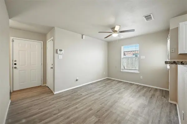 1317 Village Garden Drive, Azle, TX 76020