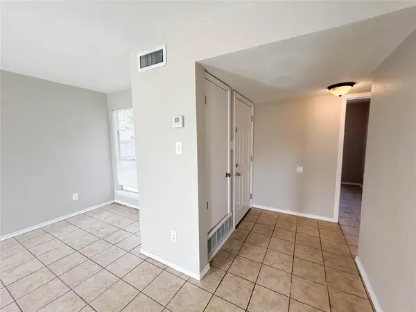 1401 Old Bardwell Road #B, Ennis, TX 75119