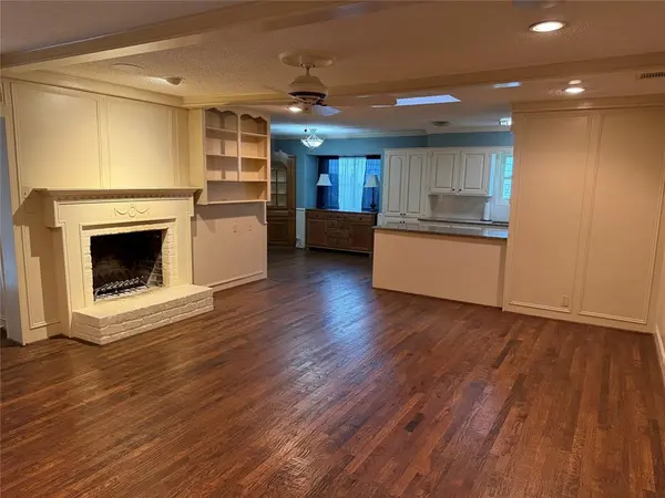 10926 Scotsmeadow Drive, Dallas, TX 75218