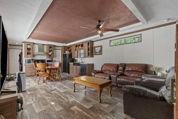 15213 HEAVENLY ACRES Drive, Willis, TX 77378