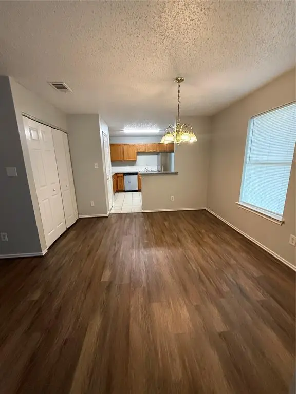 3015 Flask Drive, Dallas, TX 75241