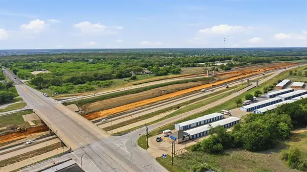 6700 County Road 1022, Joshua, TX 76058