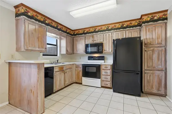 1371 S 11th Street, Waco, TX 76706