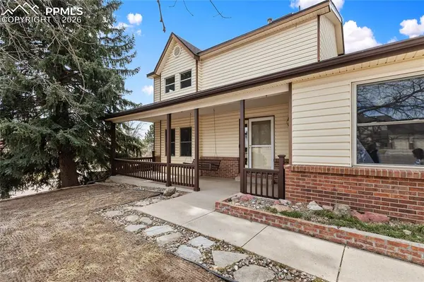 2930 Rhapsody DR, Colorado Springs, CO 80920