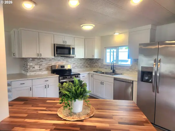 507 N 19TH AVE #29, Cornelius, OR 97113