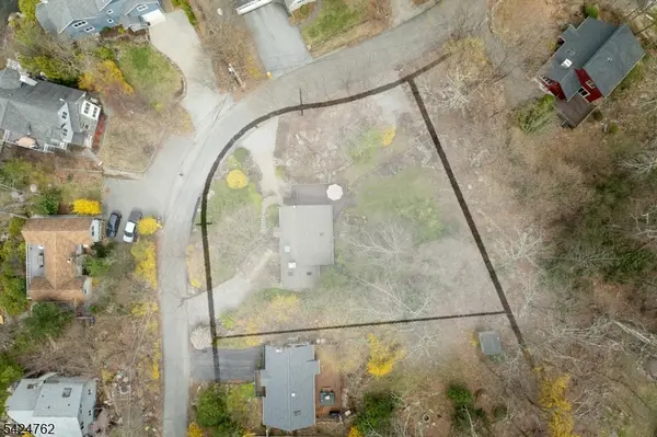 1066 Lakeside Dr, Vernon Twp., NJ 07422