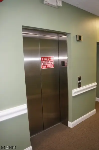 188 Eagle Rock Ave, Roseland Boro, NJ 07068