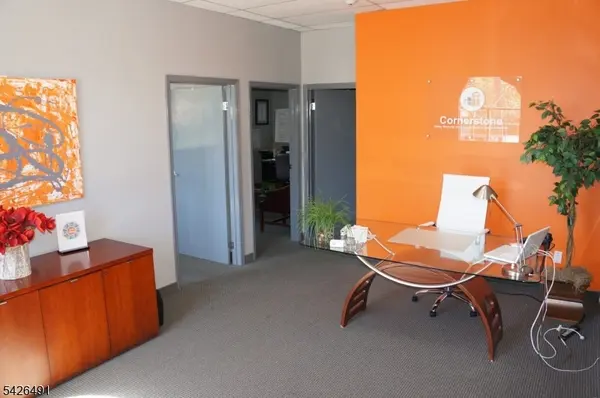 188 Eagle Rock Ave, Roseland Boro, NJ 07068