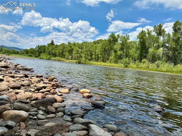 6 Okie LN, South Fork, CO 81154