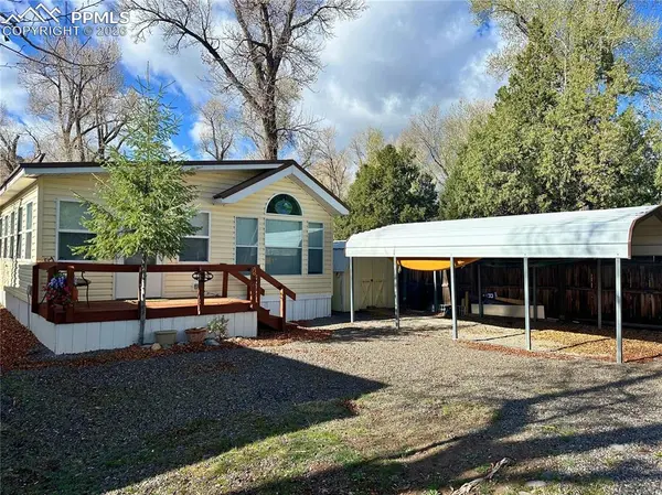 6 Okie LN, South Fork, CO 81154