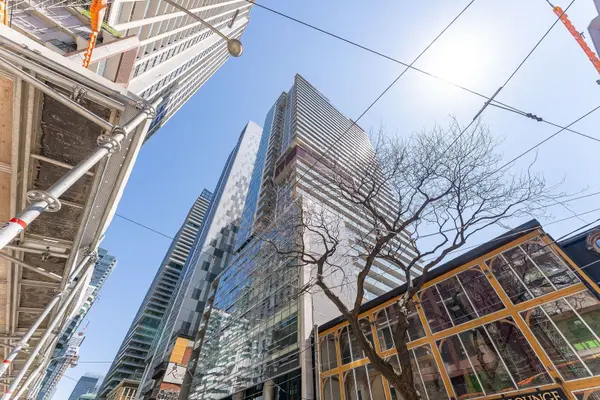 375 King ST W #1605, Toronto C01, ON M5V 1K1