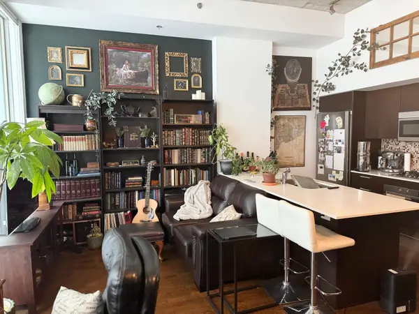 375 King ST W #1605, Toronto C01, ON M5V 1K1