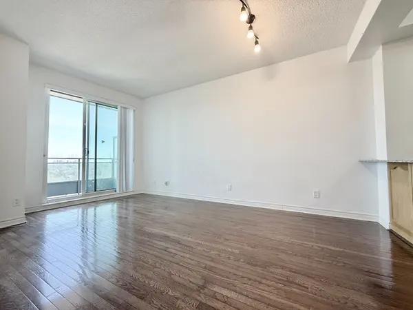 60 Byng AVE #908, Toronto C14, ON M2N 7K3