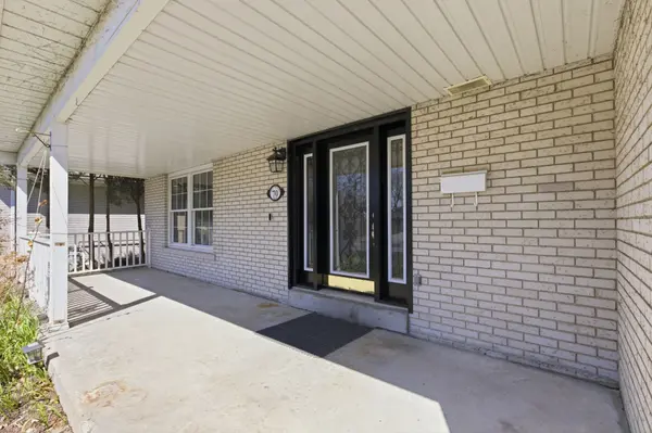 70 Royal Orchard BLVD, Markham, ON L3T 3C5