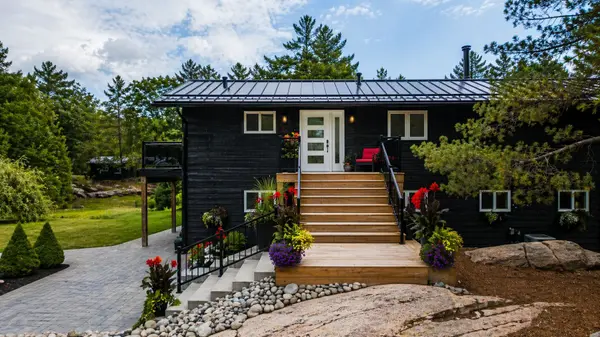 3193 Muskoka ST, Severn, ON L0K 2B0