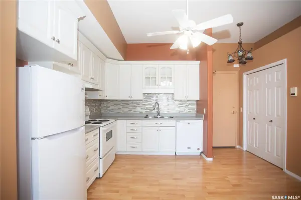 215 Lowe ROAD #411, Saskatoon, SK S7S 1N1