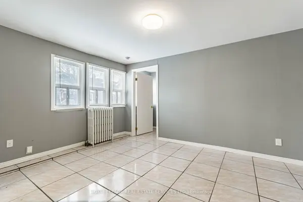 1160 Dufferin ST, Toronto W02, ON M6H 4B8