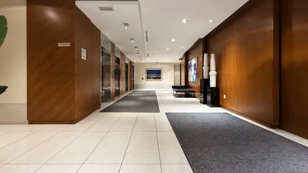 9 Valhalla Inn RD #1304, Toronto W08, ON M9B 0B2