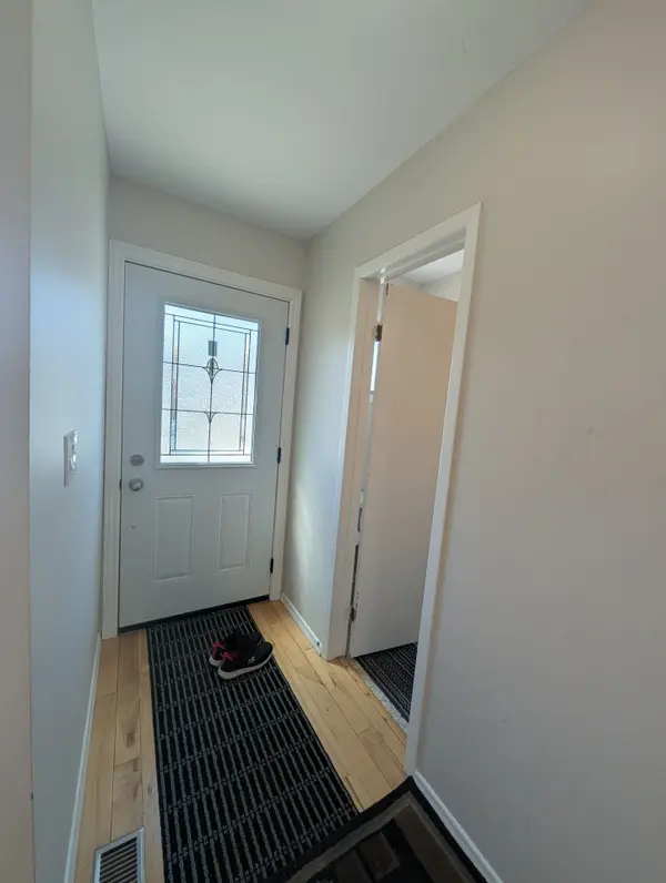 27 Addington ST #7, Loyalist, ON K7N 1C6