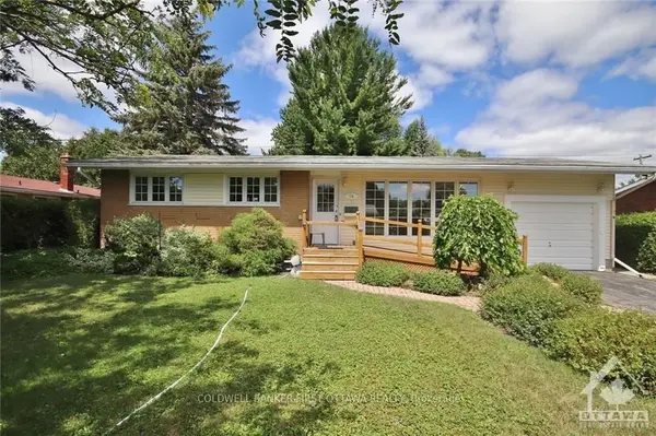 74 HILLIARD AVE, Cityview - Parkwoods Hills - Rideau Shore, ON K2E 6C1
