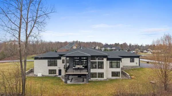 1600 Nightshade PL, Greely - Metcalfe - Osgoode - Vernon And Area, ON K4P 0C7