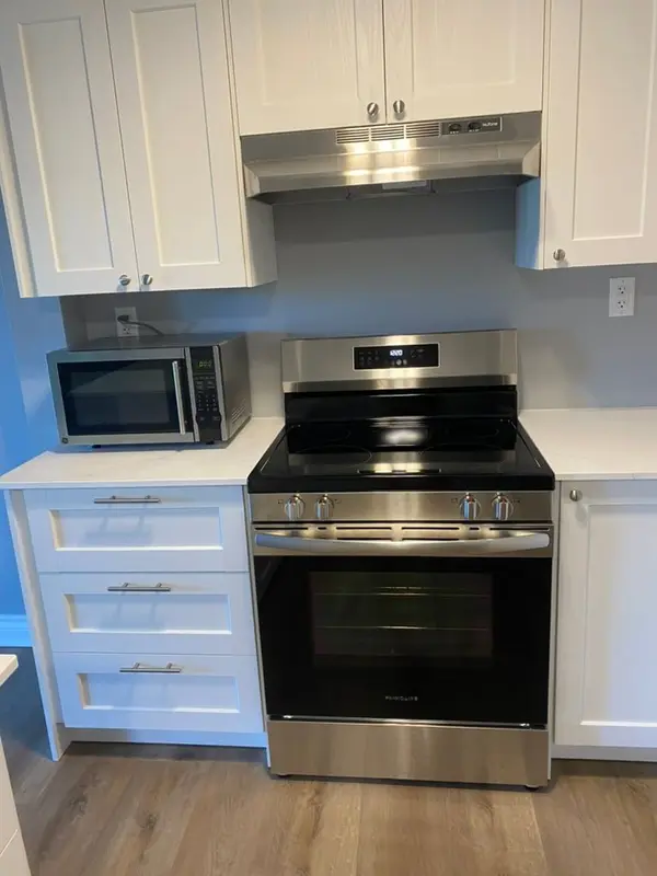 7B Clarendon AVE, St. Catharines, ON L2P 1G1