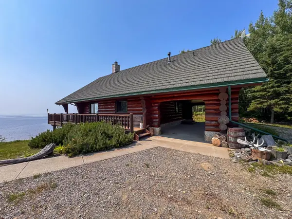 21 Peter DR, Greenstone, ON P0T 1G0