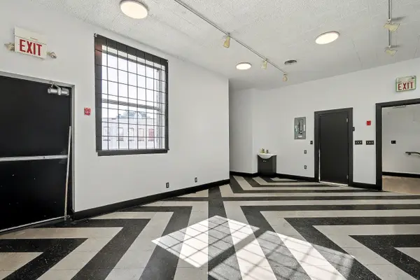 19 King ST E, Kitchener, ON N2G 2K4