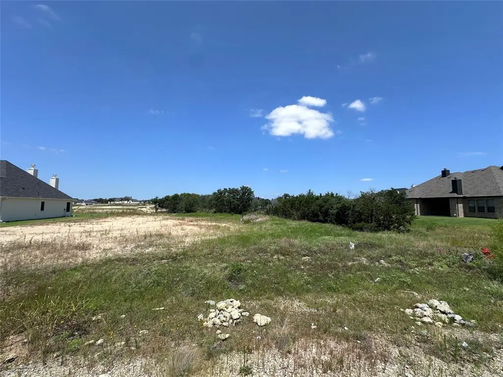 308 Slimp Bluff, Azle, TX 76020