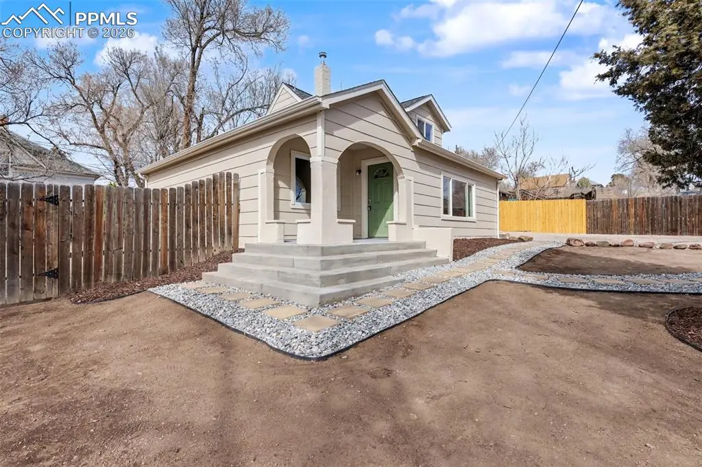 944 S Cascade AVE, Colorado Springs, CO 80903