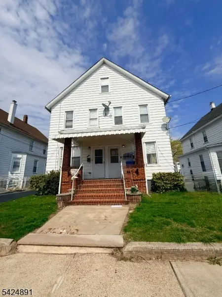 119 King St, Dover Town, NJ 07801